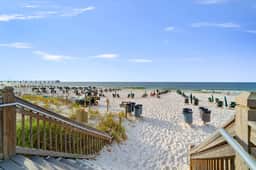 NO FEES Beachfront • Lazy River • Sleeps 8 • Waterscape
