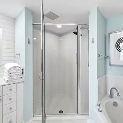 NO FEES Beachfront • Lazy River • Sleeps 8 • Waterscape